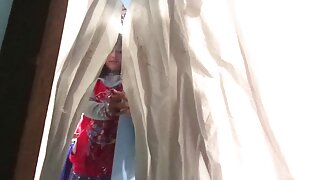 بڑی چوٹی والی لیٹنا  ...