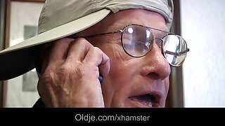 خوبصورت کورین گرل فر ...